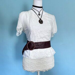 White Short Sleeve Top with Lace Detailing sz M